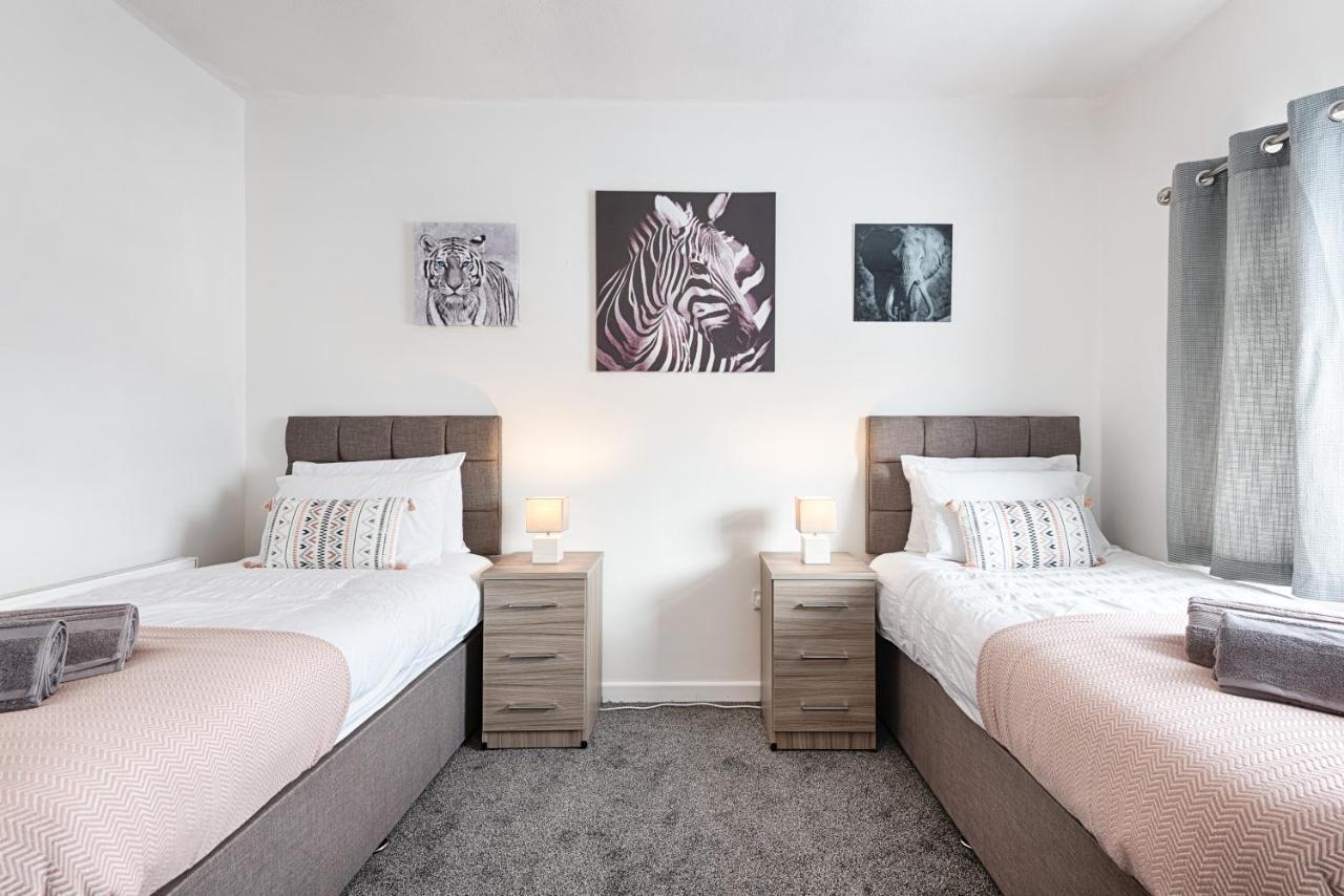 Free Parking, Spacious Rooms, Smart Tv'S All Rooms Swansea Dış mekan fotoğraf