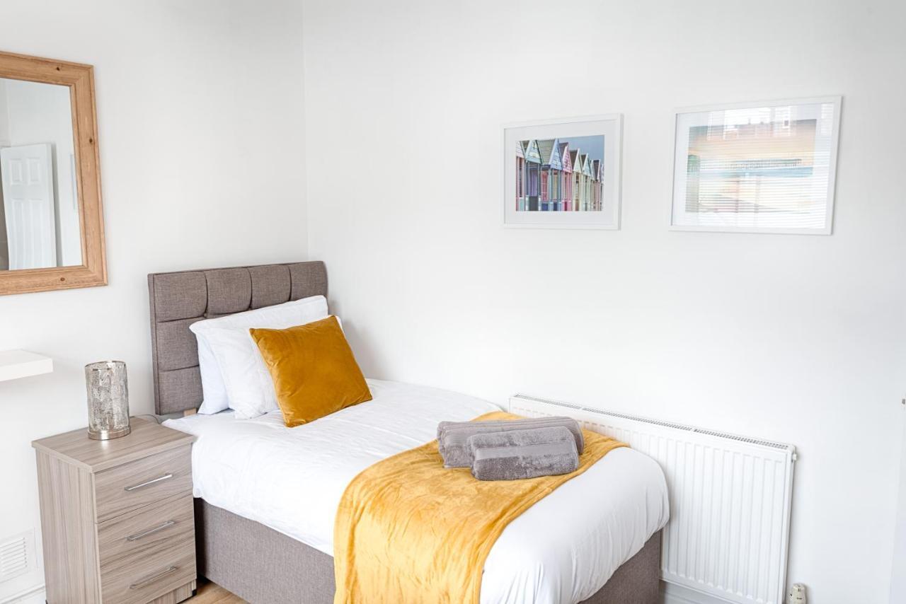 Free Parking, Spacious Rooms, Smart Tv'S All Rooms Swansea Dış mekan fotoğraf